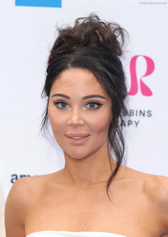 Tulisa Contostavlos photo 14 of 283