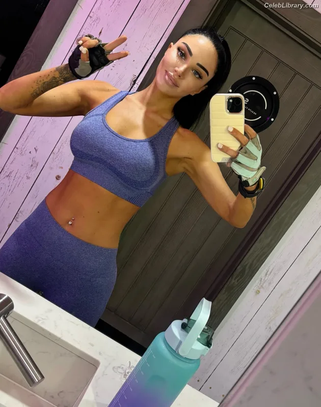Tulisa Contostavlos photo 23 of 283