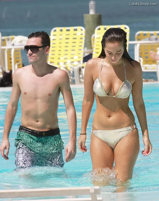 Tulisa Contostavlos photo 11 of 283