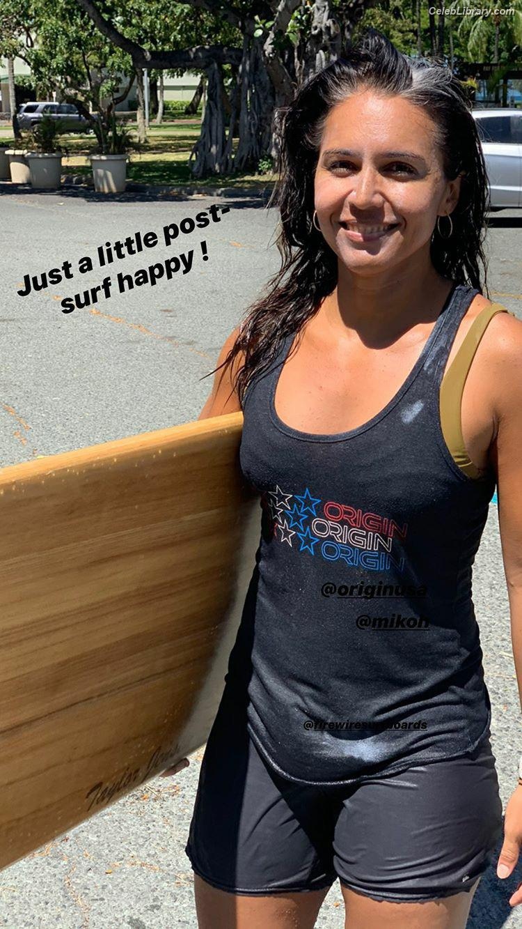 Tulsi Gabbard photo 12 of 94