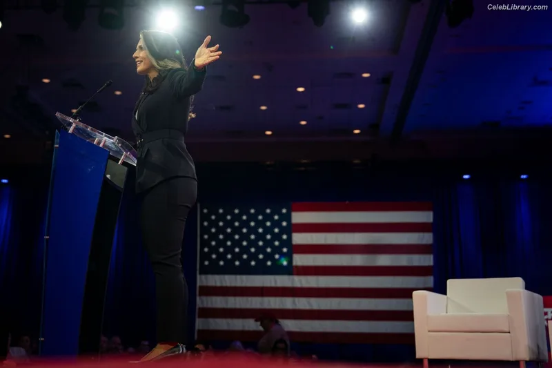 Tulsi Gabbard photo 24 of 94