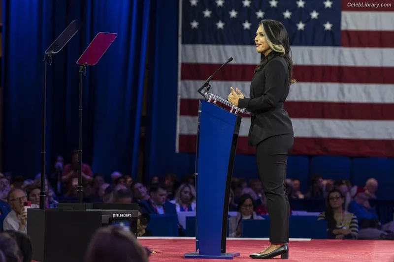 Tulsi Gabbard photo 1 of 94