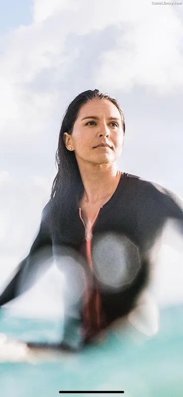 Tulsi Gabbard photo 7 of 94