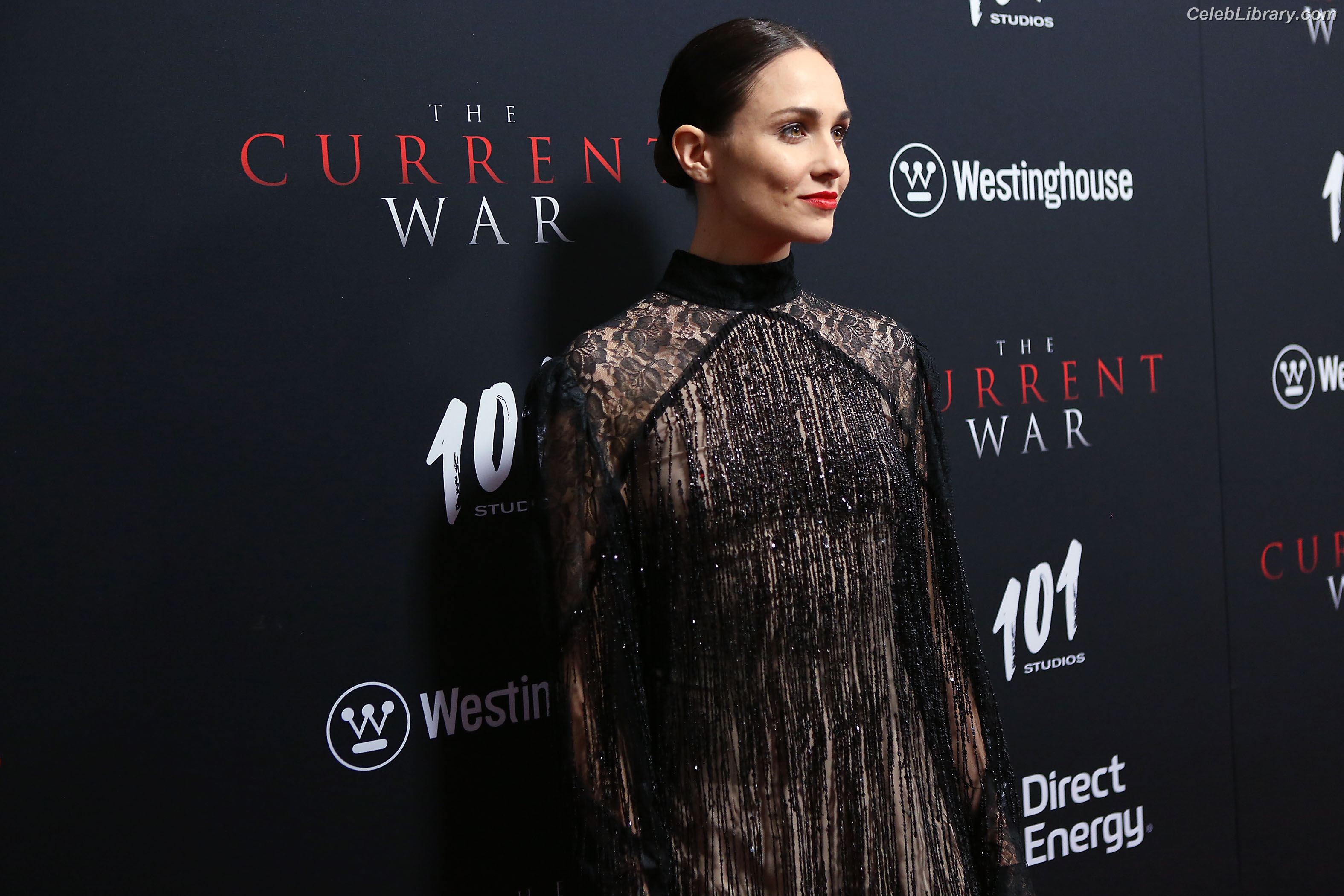 Tuppence Middleton photo 9 of 36