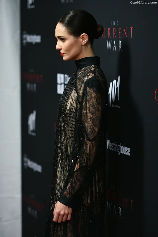 Tuppence Middleton photo 10 of 36
