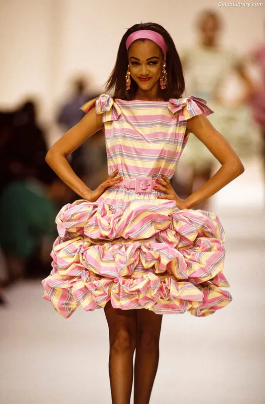 Tyra Banks photo 23 of 162