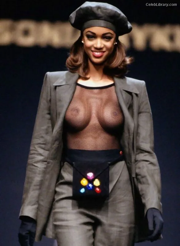 Tyra Banks photo 15 of 162