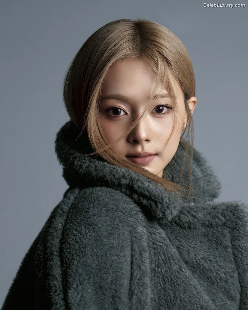 Tzuyu (Chiu Chú-jû) Twice photo 10 of 544