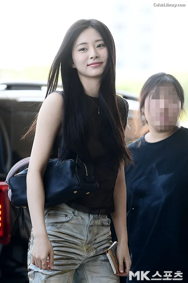 Tzuyu (Chiu Chú-jû)  Twice photo 20 of 544
