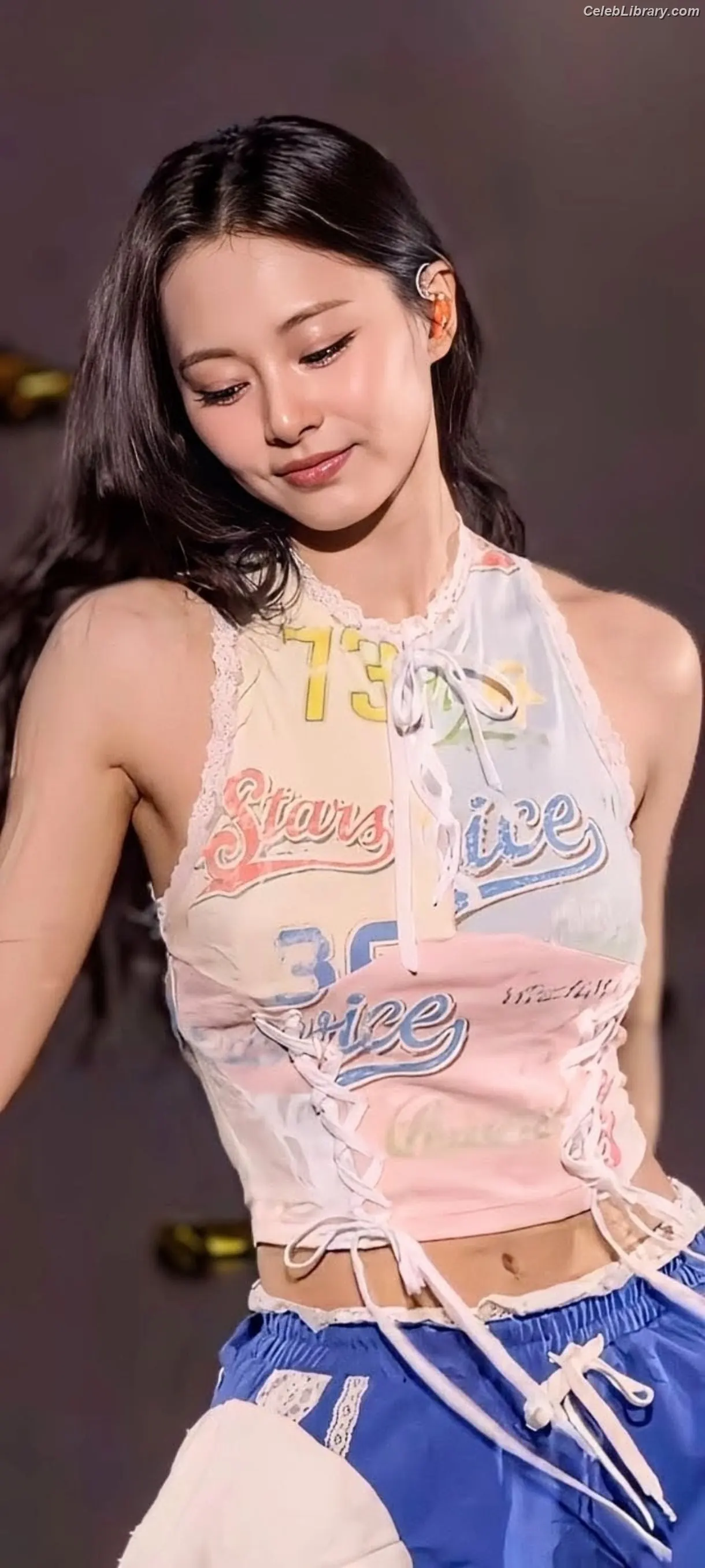 Tzuyu (Chiu Chú-jû)  Twice photo 12 of 544