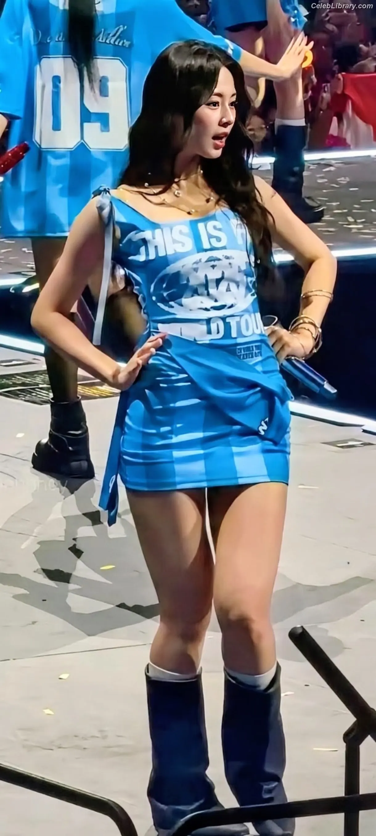 Tzuyu (Chiu Chú-jû) Twice photo 15 of 544