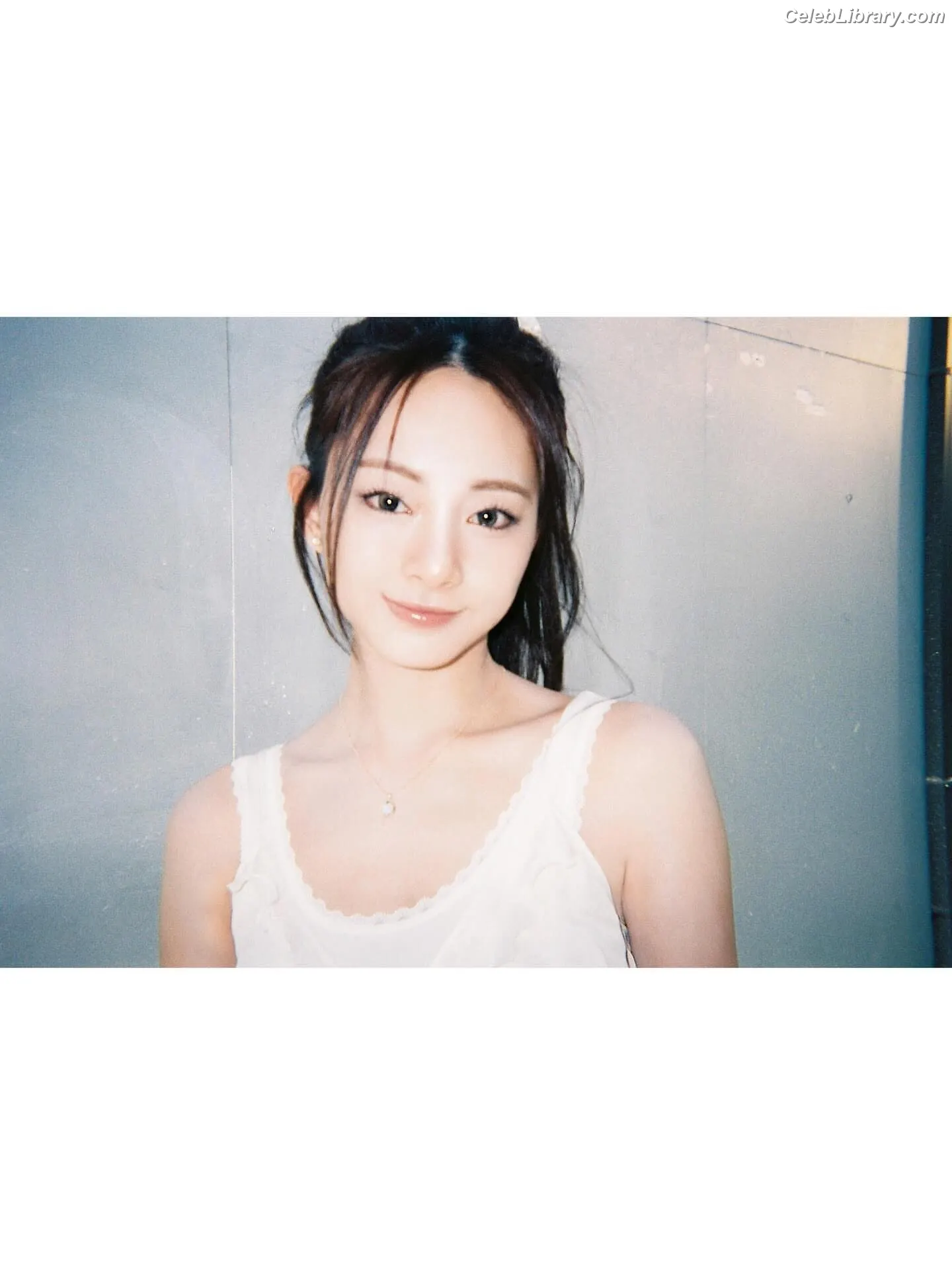 Tzuyu (Chiu Chú-jû)  Twice photo 11 of 544