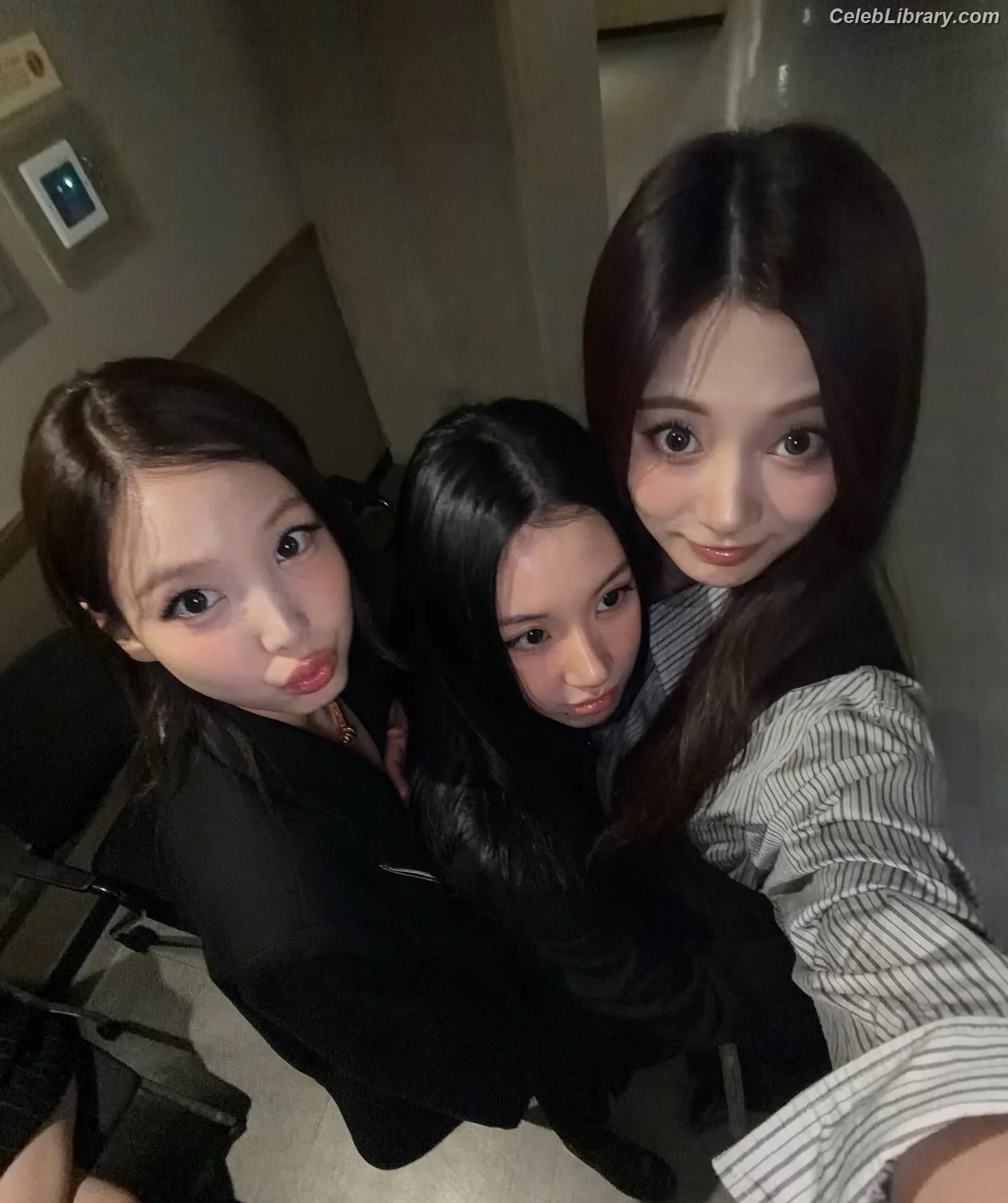Tzuyu (Chiu Chú-jû)  Twice photo 10 of 544