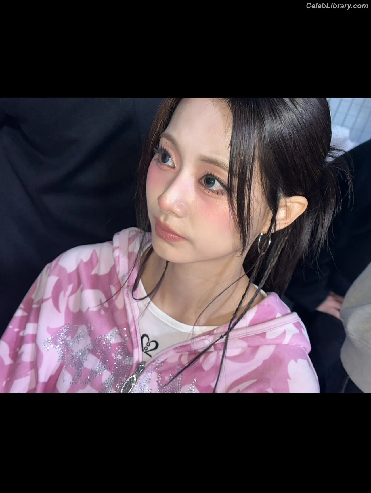 Tzuyu (Chiu Chú-jû)  Twice photo 15 of 544