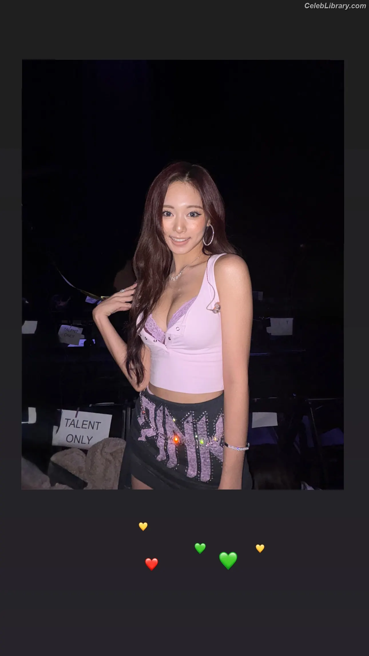 Tzuyu (Chiu Chú-jû) Twice photo 6 of 544
