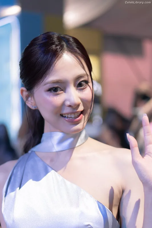 Tzuyu (Chiu Chú-jû)  Twice photo 24 of 545