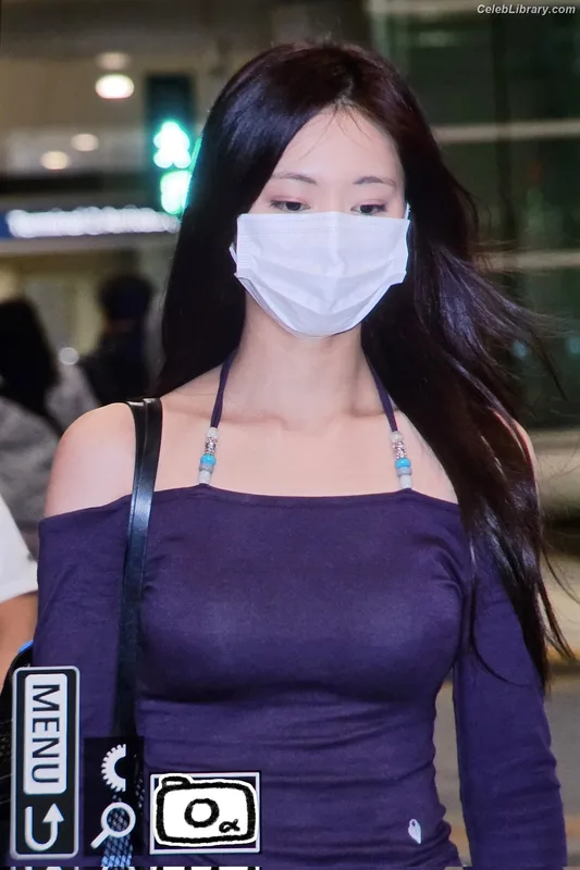 Tzuyu (Chiu Chú-jû) Twice photo 14 of 545