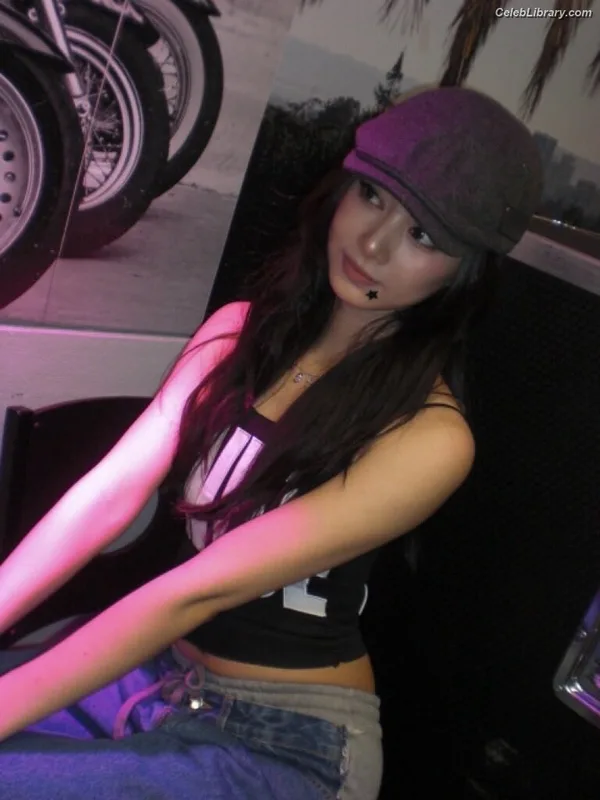 Tzuyu (Chiu Chú-jû) Twice photo 16 of 545