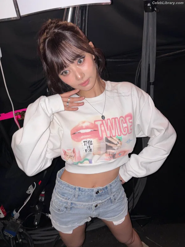 Tzuyu (Chiu Chú-jû) Twice photo 20 of 545