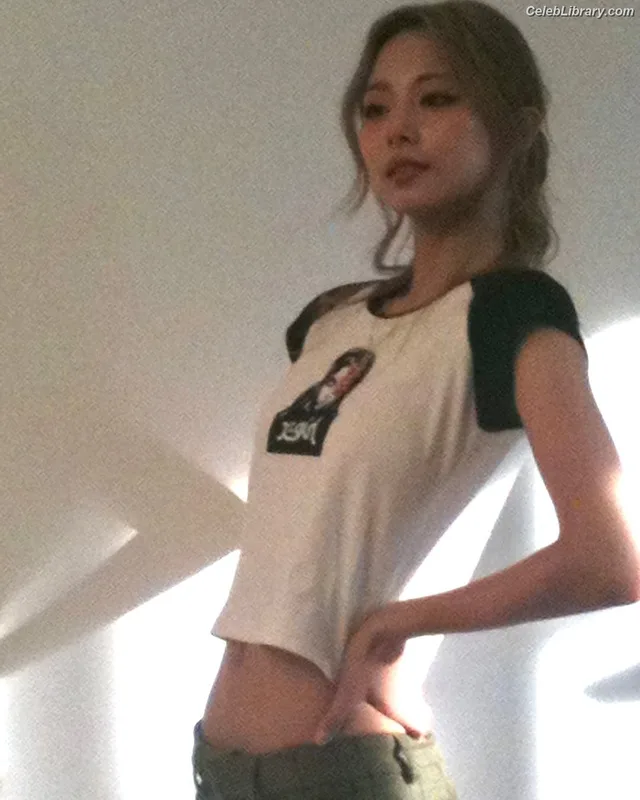 Tzuyu (Chiu Chú-jû)  Twice photo 5 of 545