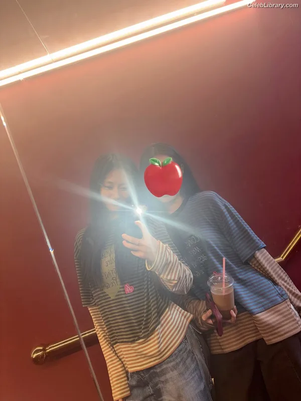 Tzuyu (Chiu Chú-jû) Twice photo 18 of 545