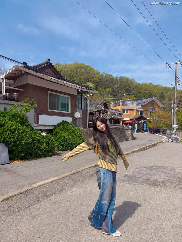 Tzuyu (Chiu Chú-jû) Twice photo 19 of 545