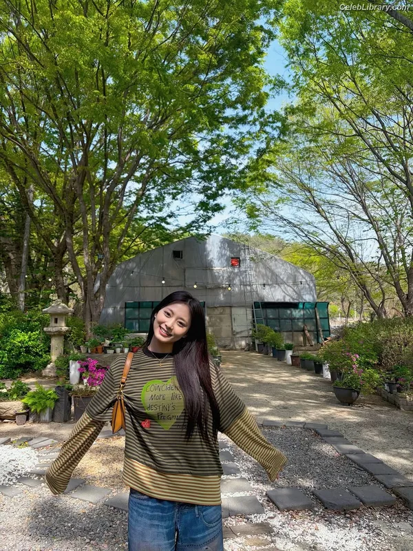 Tzuyu (Chiu Chú-jû) Twice photo 20 of 545