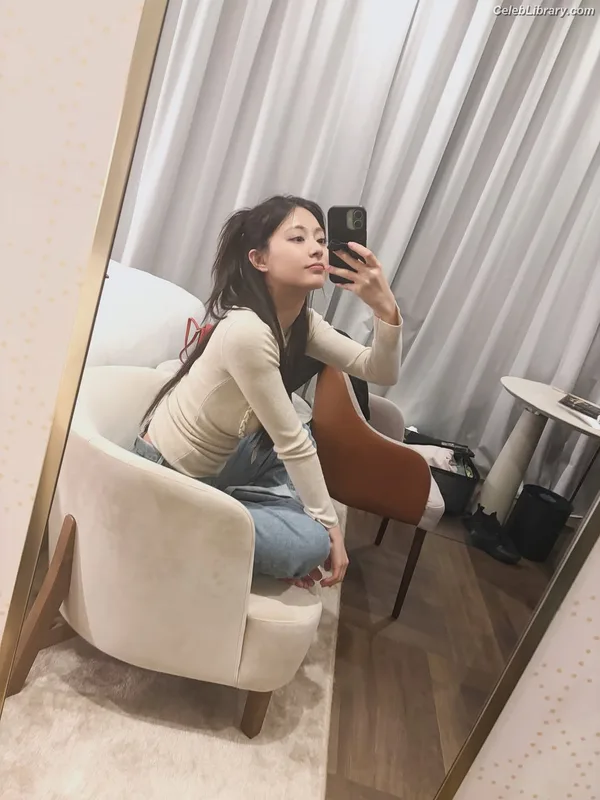 Tzuyu (Chiu Chú-jû) Twice photo 14 of 545