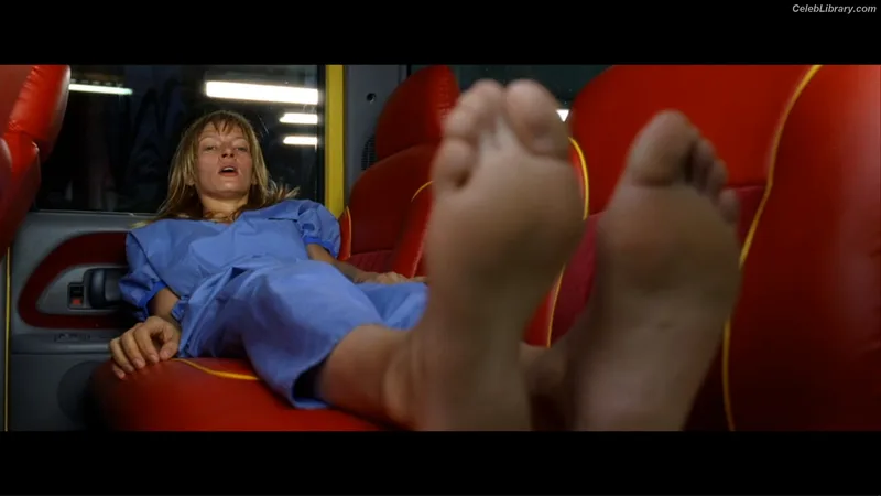 Uma Thurman photo 10 of 119