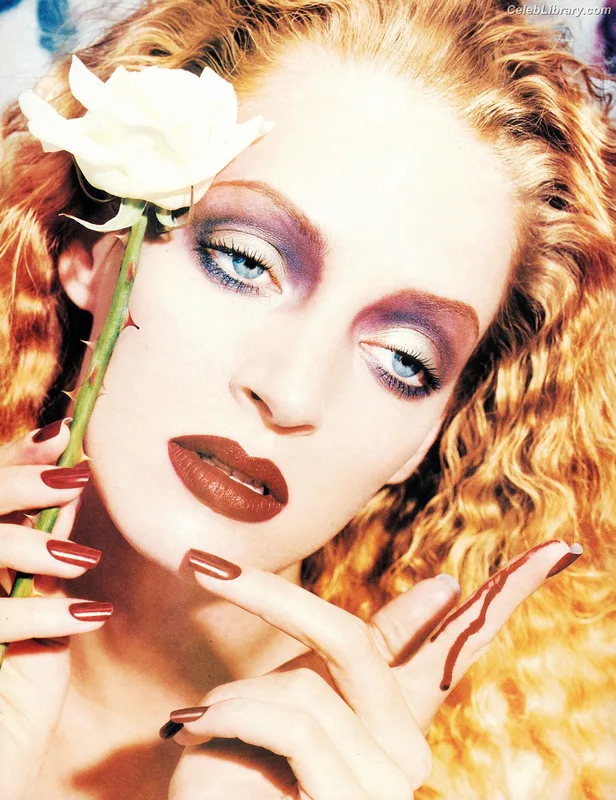 Uma Thurman photo 1 of 119