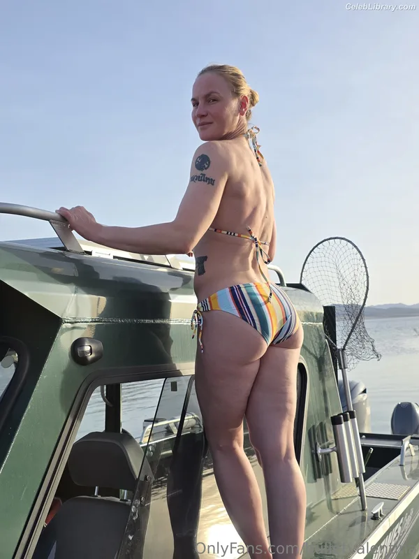 Valentina Shevchenko photo 19 of 299