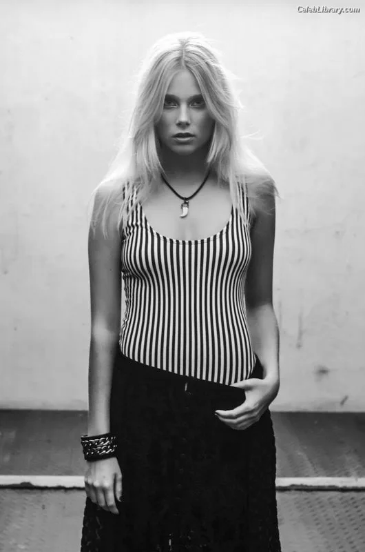 Valentina Zenere photo 6 of 43