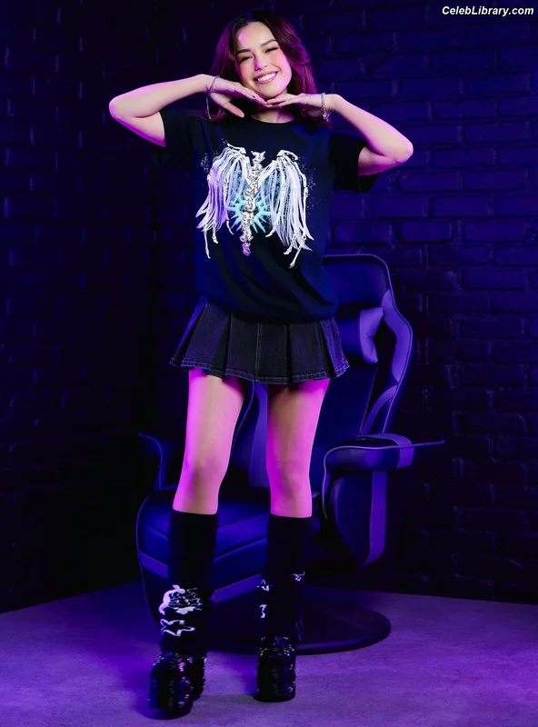 Valkyrae photo 20 of 3026