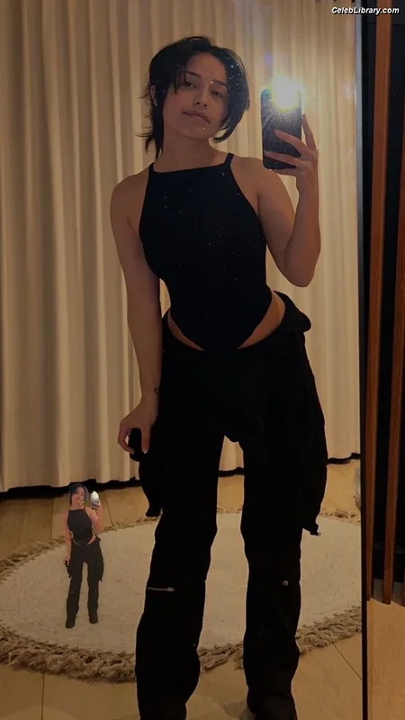 Valkyrae photo 5 of 3026