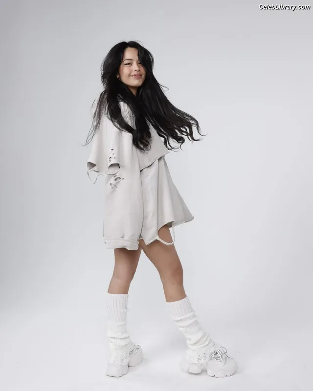 Valkyrae photo 11 of 3026