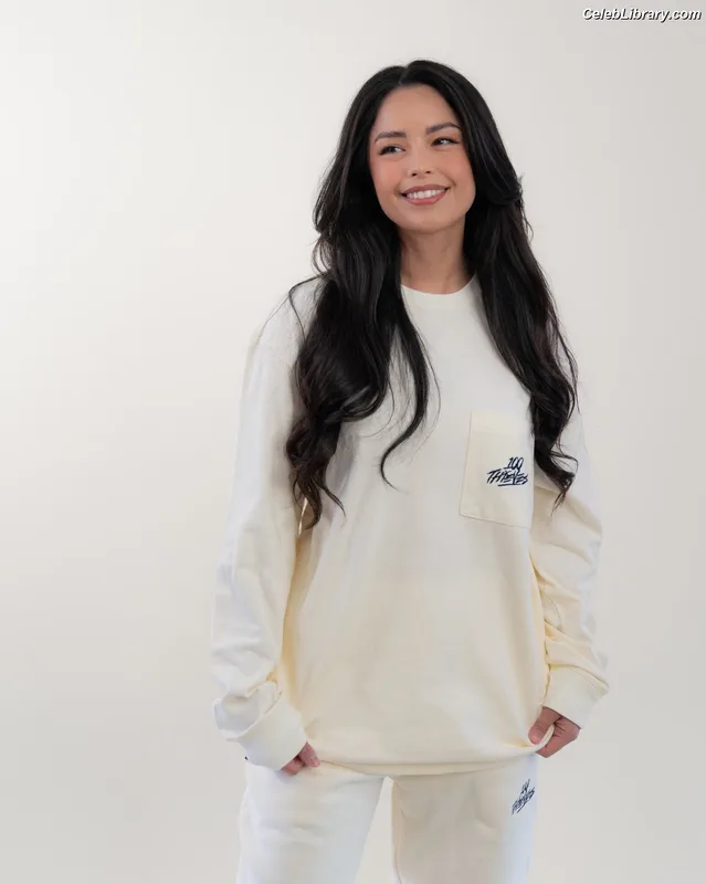 Valkyrae photo 4 of 3026