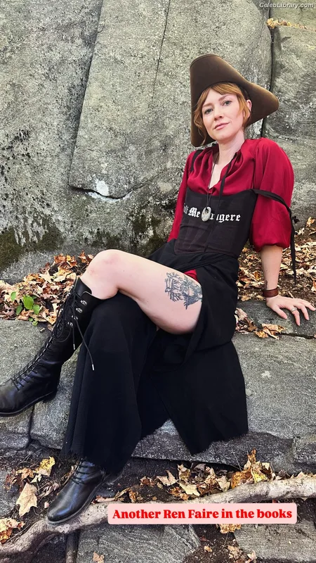 Valorie Curry photo 17 of 128