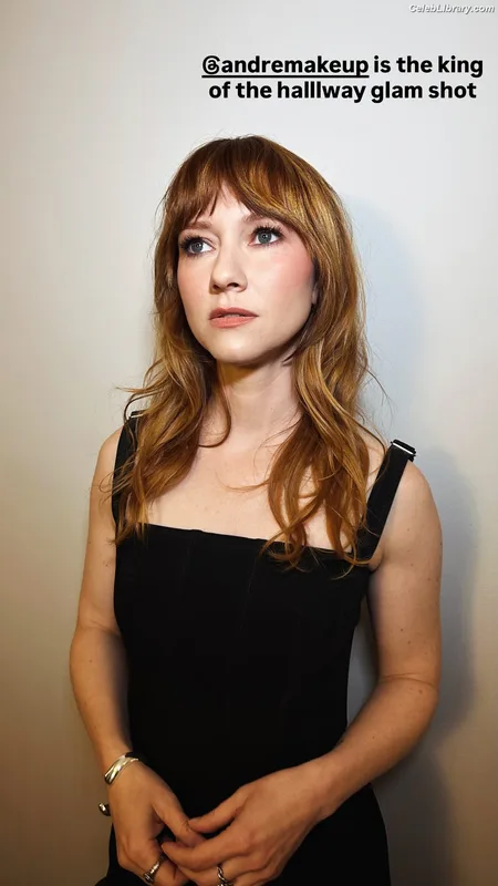 Valorie Curry photo 2 of 128