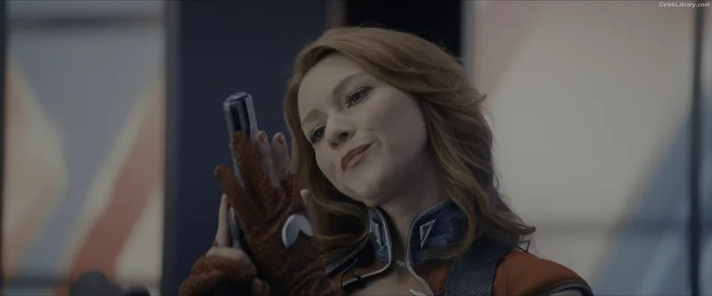 Valorie Curry photo 4 of 128