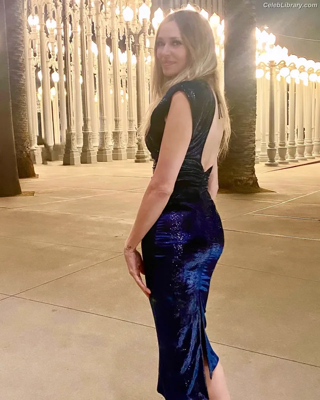 Vanessa Angel photo 6 of 18