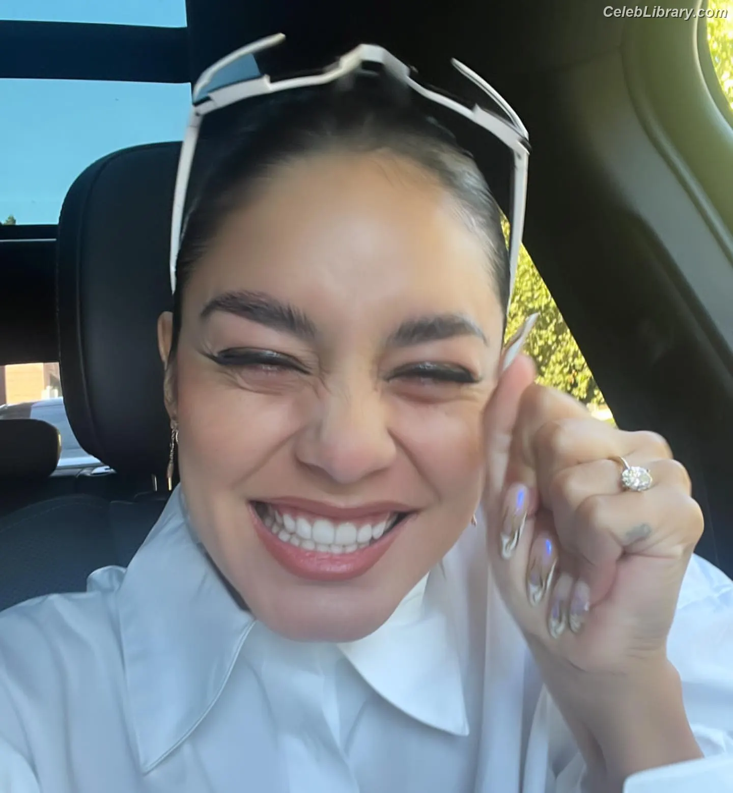Vanessa Hudgens photo 7 of 1612