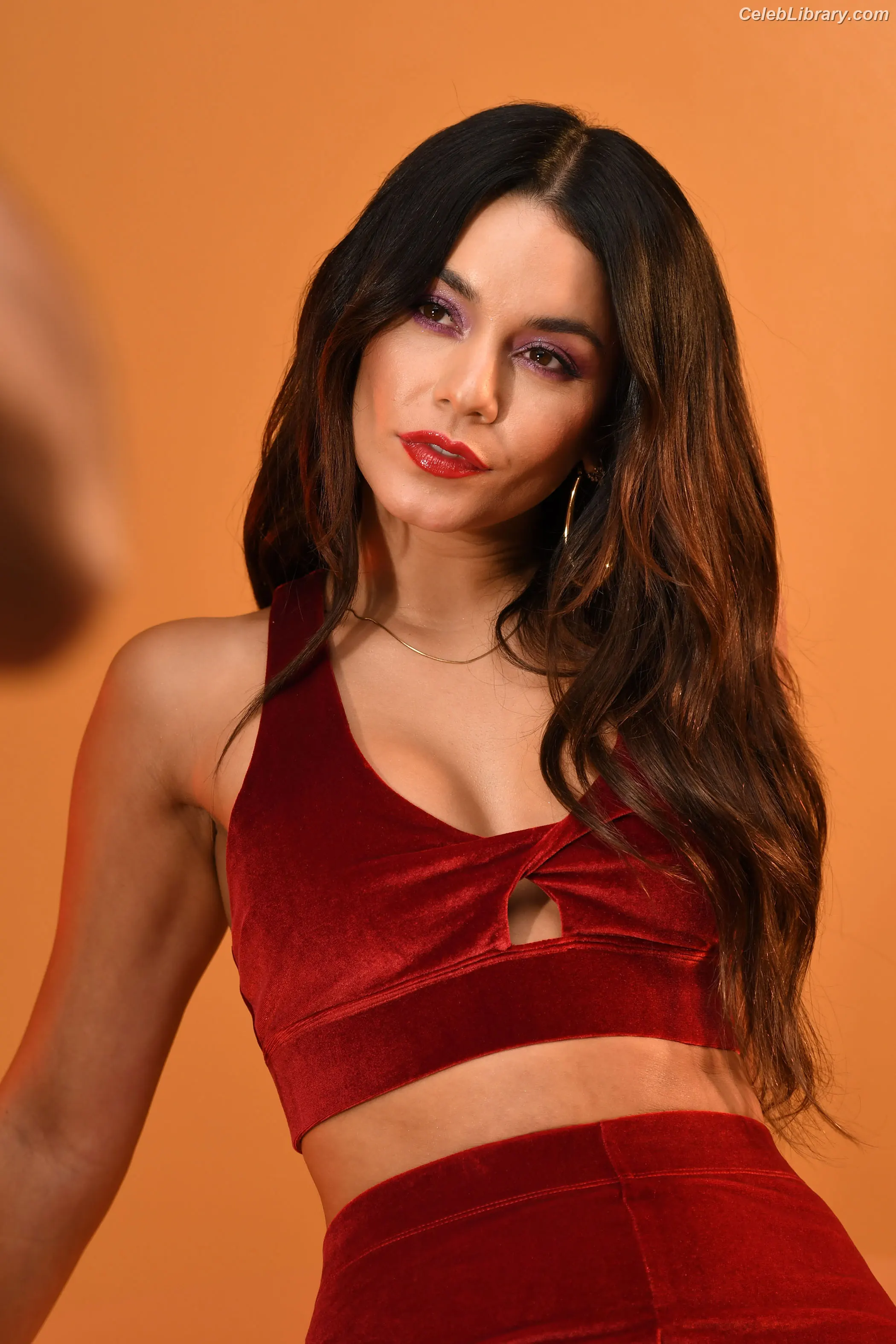 Vanessa Hudgens photo 7 of 1612