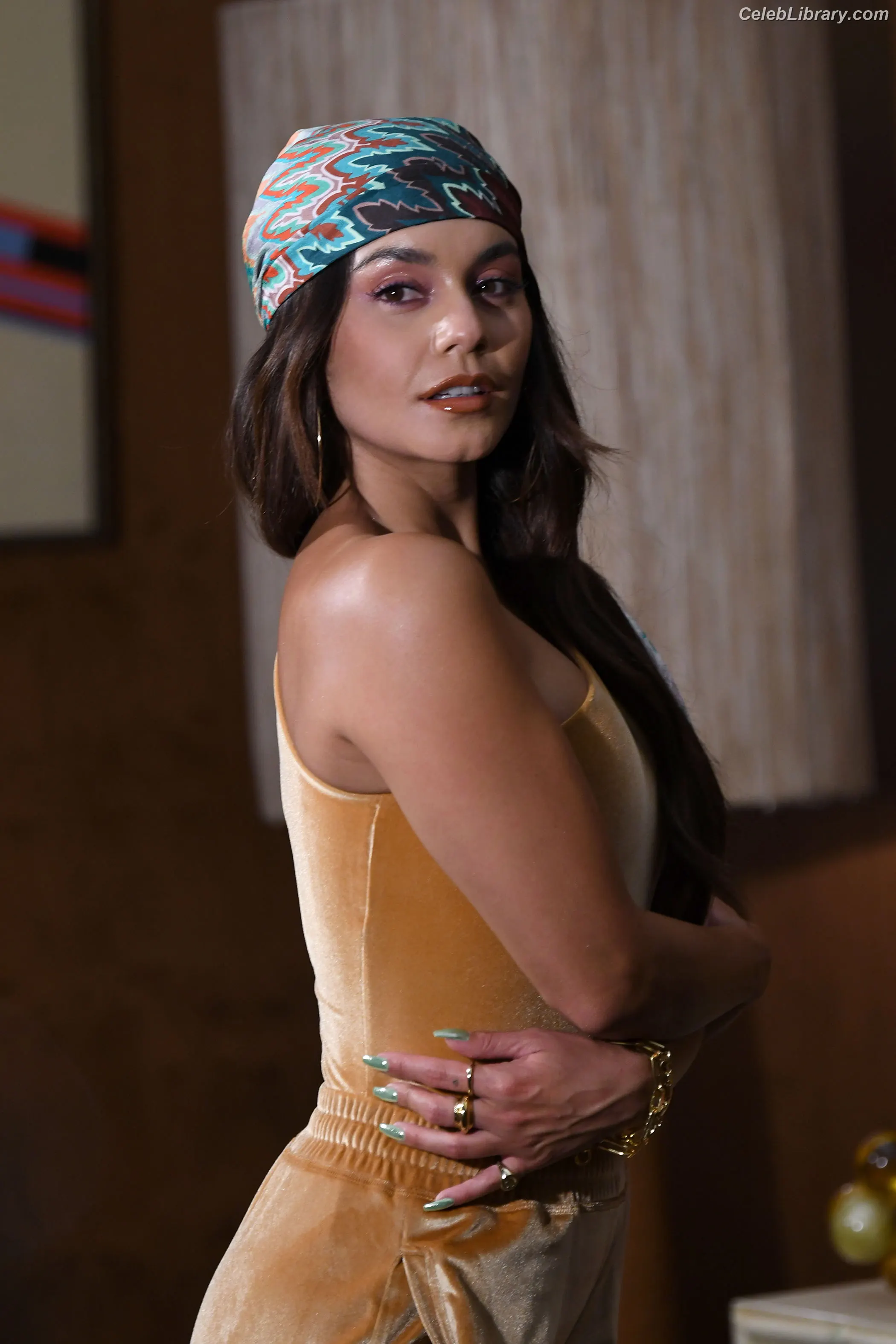 Vanessa Hudgens photo 10 of 1612