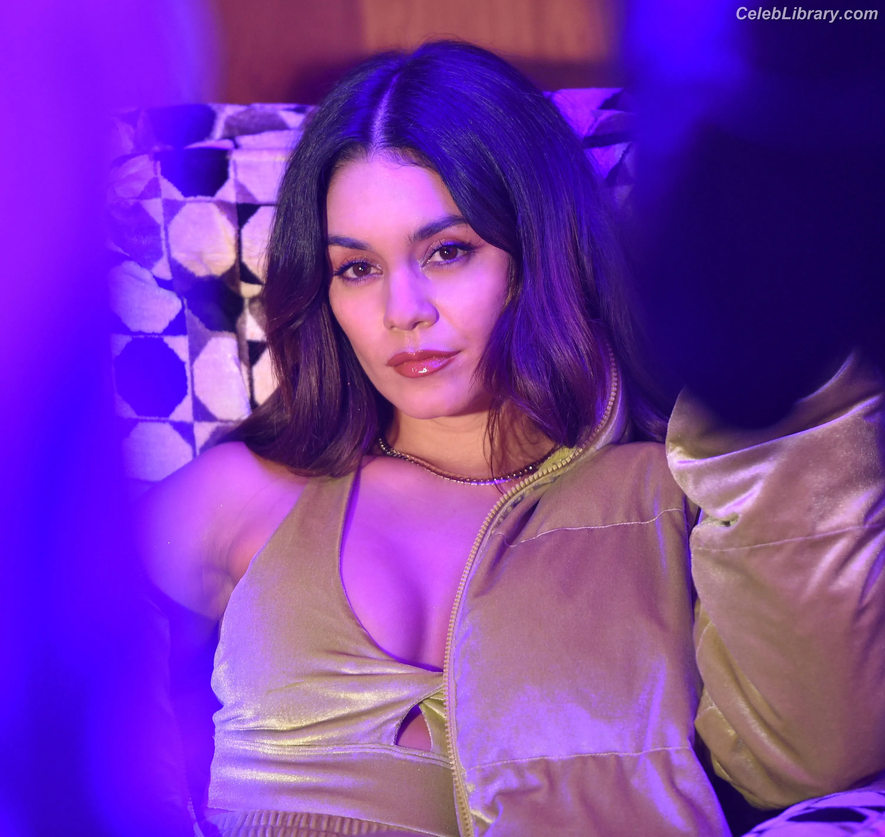 Vanessa Hudgens photo 18 of 1612