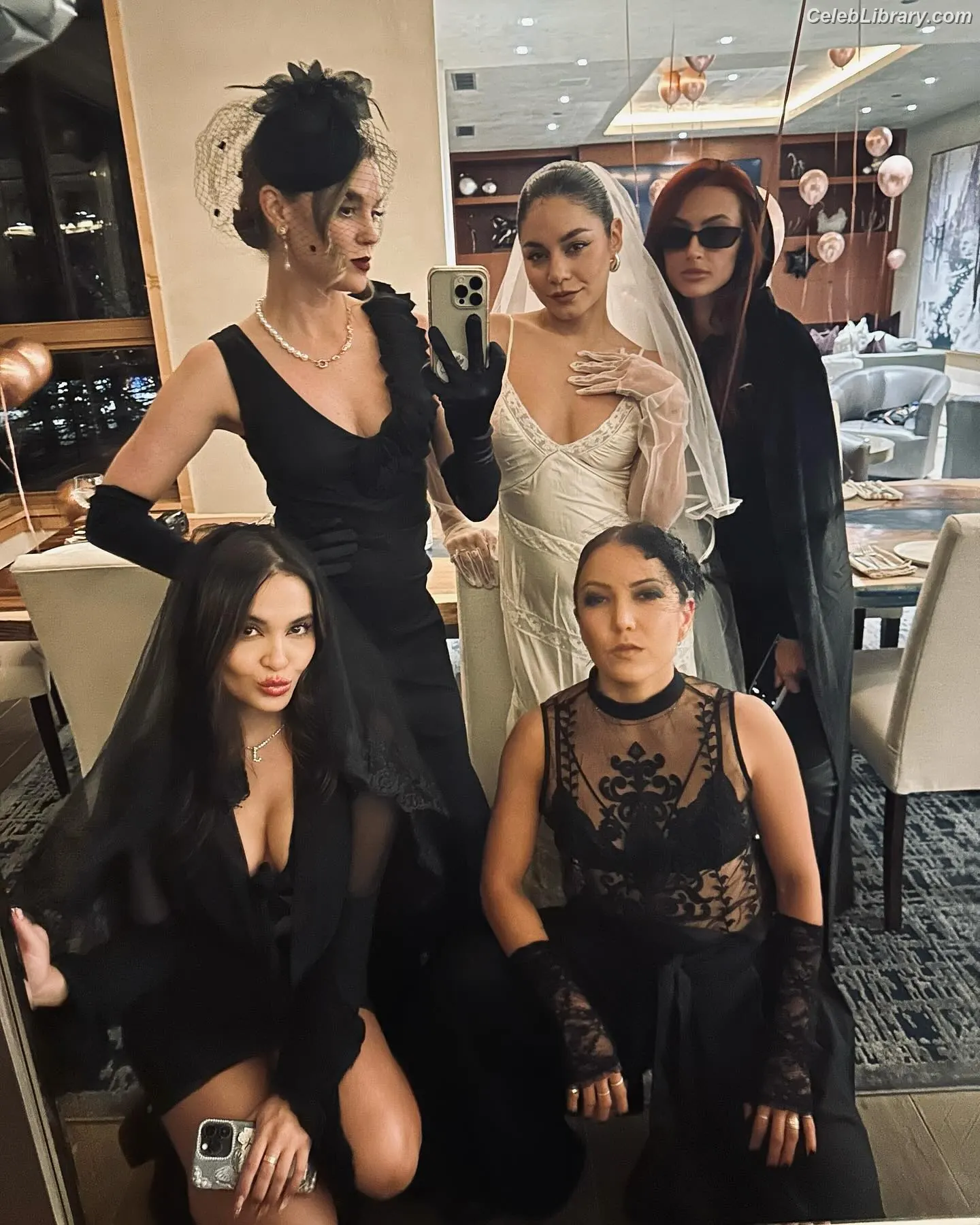 Vanessa Hudgens photo 21 of 1612