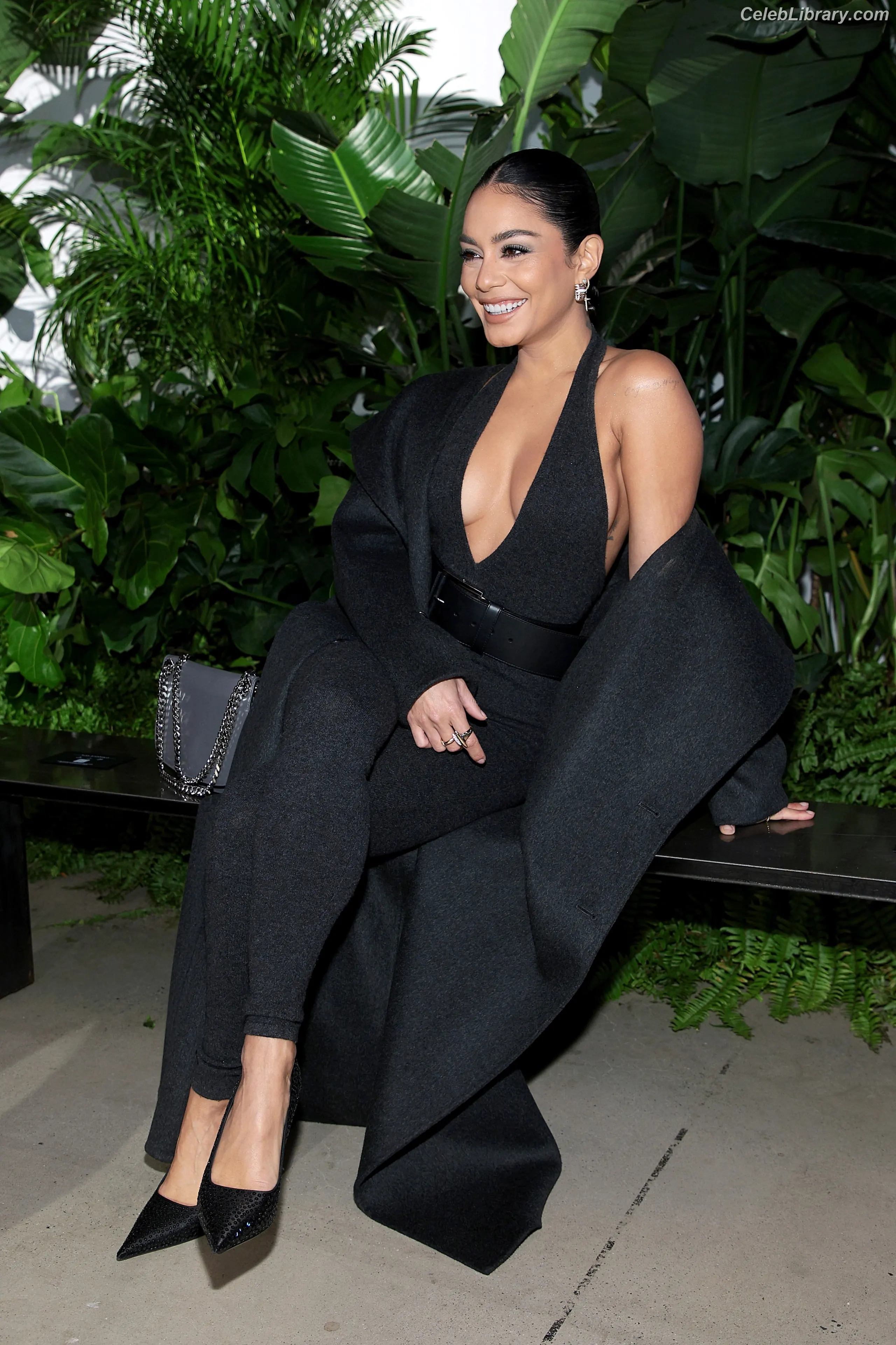 Vanessa Hudgens photo 11 of 1612
