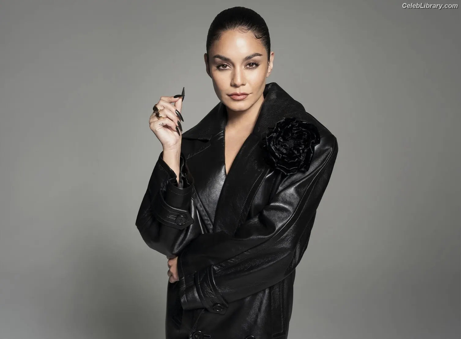 Vanessa Hudgens photo 12 of 1612