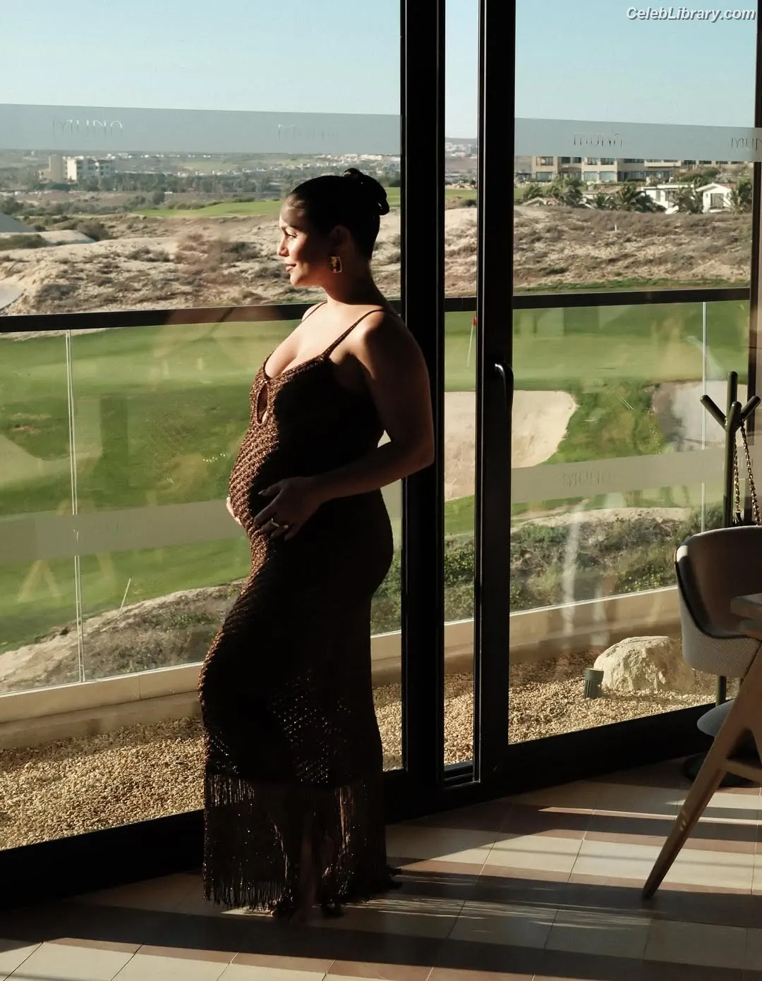Vanessa Hudgens photo 3 of 1612