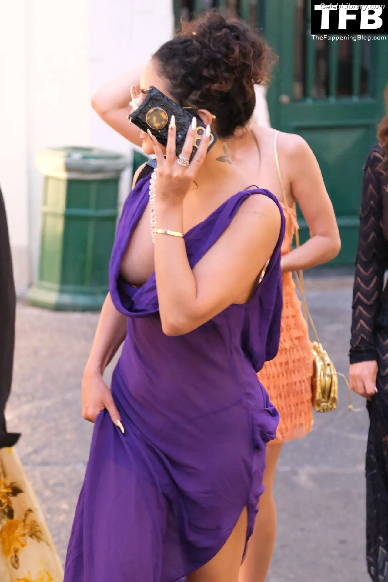 Vanessa Hudgens photo 22 of 1612