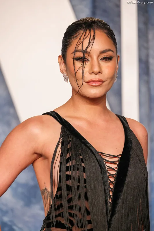 Vanessa Hudgens photo 11 of 1607